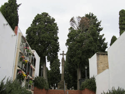 2510201112521_Alella_cementiri_amplia_lhorari