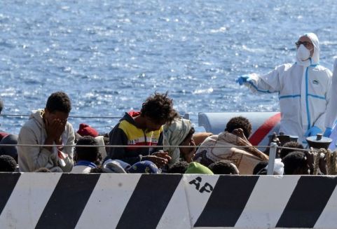Libia-principal-partida-Italia-Grecia_TINIMA20150420_0060_19
